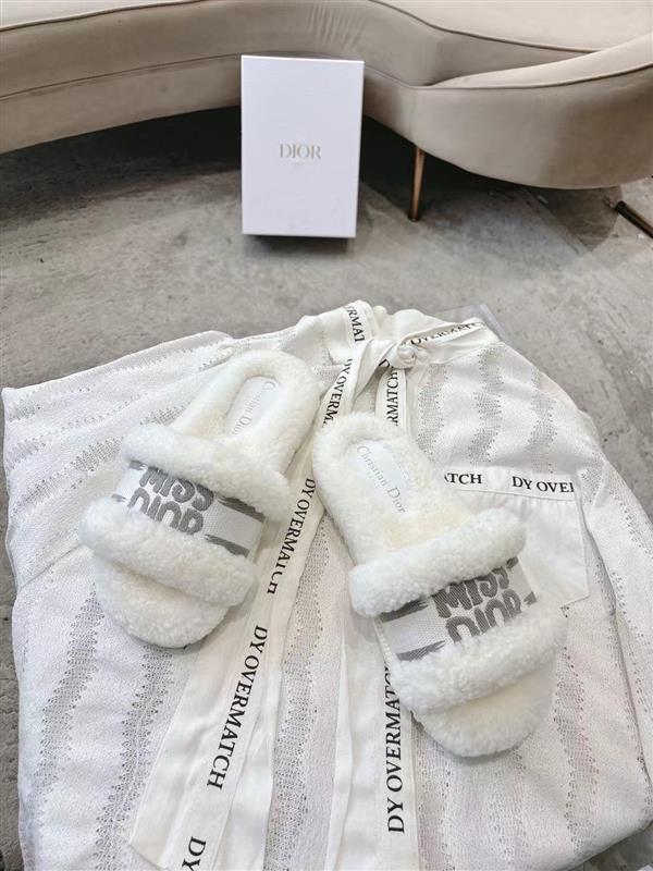 20251128184318956 220